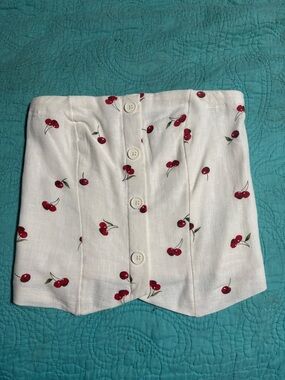Abercrombie & Fitch White Cherry Button-Front Crop Top - NWOT
